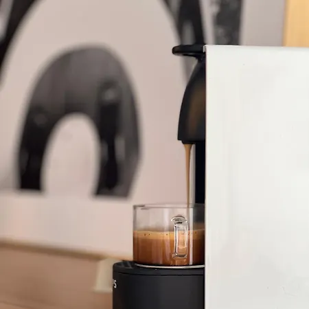 Hotel Hellofrom House *