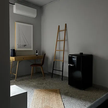 Hellofrom House Hotel *