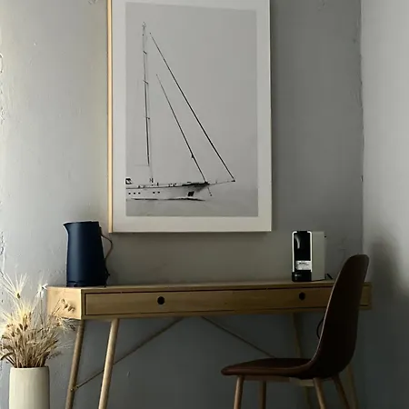Hellofrom House